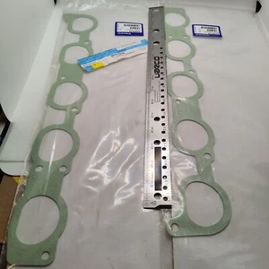 2X Engine Intake Manifold Gasket fits 99-07 Volvo V70 2.4L-L5 9458534 NOS OEM - Picture 1 of 4