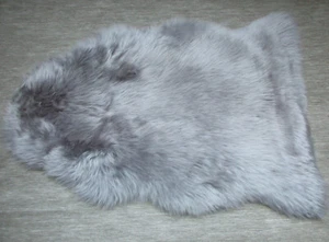 Echtes Premium Lammfell in   grau  ca80cm x50cm / echtes Lammfell - Bild 1 von 2