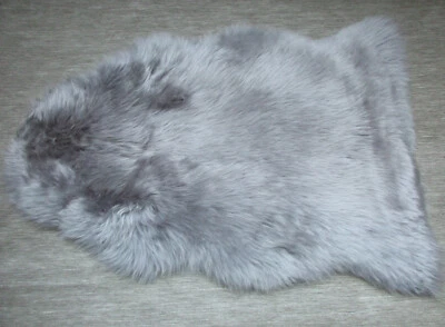 Echtes Premium Lammfell in   grau  ca80cm x50cm / echtes Lammfell - Bild 1 von 2