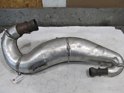 2003 SKI DOO GRAND TOURING 500 MXZ LEGEND Exhaust Pipe Foto 1 de 2