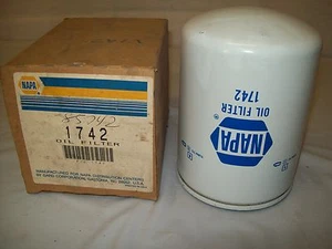 NAPA OIL FILTER 1742 (WIX 51742) - Picture 1 of 2