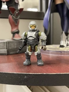 UNSC Marine Post War Silver Armor Halo 4 Spartan Ops Gek Lhar Mega Construx - Picture 1 of 2