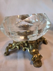 Hollywood Regency schwer geschliffenes Glas Metall Standfuß Aschenbecher G-78 ACC - Bild 1 von 9