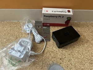 Raspberry Pi 3 Model B Motherboard 1GB RAM + Case SD card with OS + power leads! - Photo 1/12
