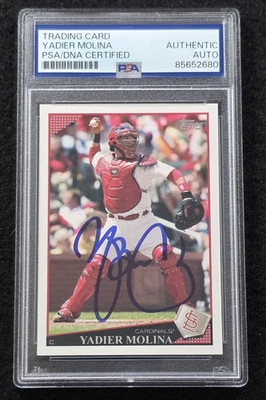 2006 YADIER MOLINA Signed Topps Baseball Card-ST. LOUIS CARDINALS-PSA - Image 1 of 4