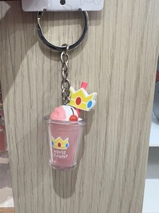 USJ Mario Cafe Exclusive Princess Peach keychain Universal Studios Japan - Picture 1 of 2