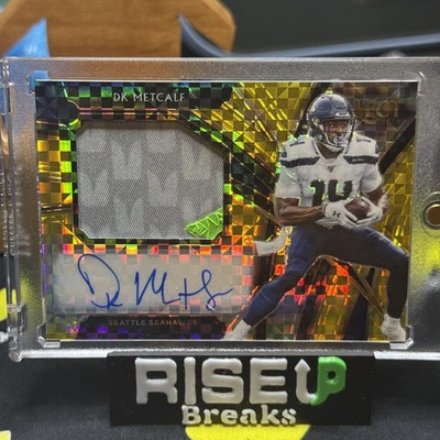 2019 Select DK Metcalf Gold Select RPA 7/10 player worn rookie Steelers 🔥 - Image 1 of 4