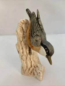 Vintage Goebel Nuthatch Bird Figurine Ornament Porcelain CV84 1967 - Picture 1 of 7