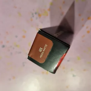 Urban Decap Lipstick - Picture 1 of 3
