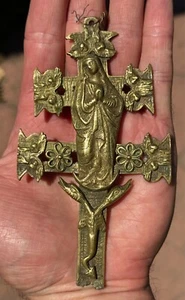 Antiguo Colgante Crucifijo Cruz Bronce Caravaca Española Grande Siglo XVIII - Imagen 1 de 10