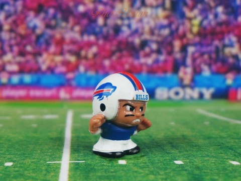 Lil TeenyMates Football League Buffalo Bills Collectible Figure G4 Cover
