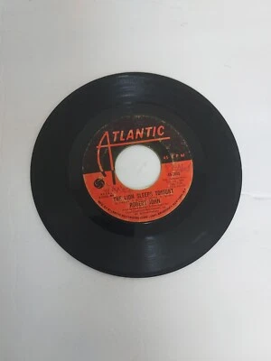45 RPM Vinyl Record Robert John The Lion Sleeps Tonight VG - Image 1 of 4
