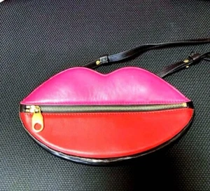 SONIA RYKIEL Lips Shoulder Crossbody Bag Leather Gold Hardware in Pink Red NWOT! - Picture 1 of 4