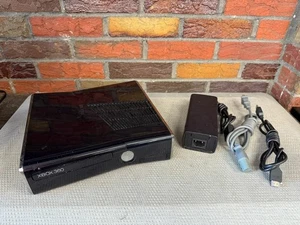 Microsoft Xbox 360 S 250GB Console - Black Console Only with cords - Picture 1 of 8