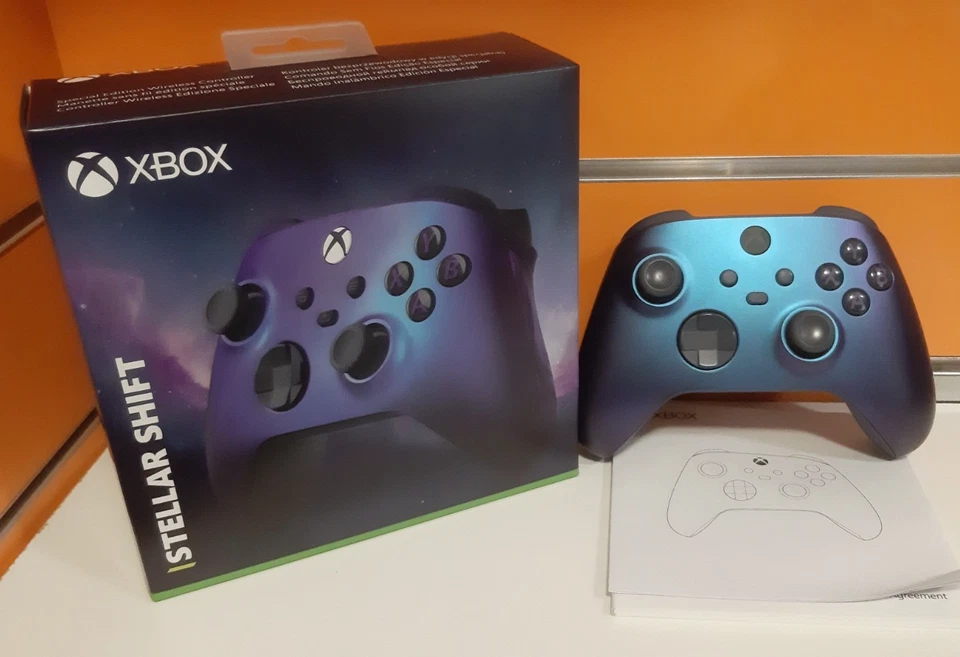 Controller Microsoft Stellar Shift per XBOX ONE - Series X USATO GARANTITO - Immagine 1 di 3