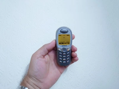 Rare Siemens S45i (Unlocked) Mobile Phone retro simple basic classic elders - Image 1 of 4