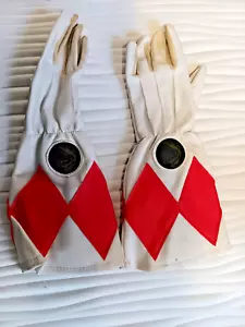 Vintage 1994 Saban Mighty Morphin Power Rangers Red Ranger Gloves No Sound - Picture 1 of 5