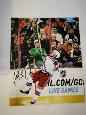 MARTIN ST LOUIS SIGNED 8X10 PHOTO WITH COA - Image 1 of 2
