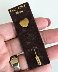 Vintage Heart Gold Tone Stick Pin 2-5/16" in Card - Picture 1 of 7