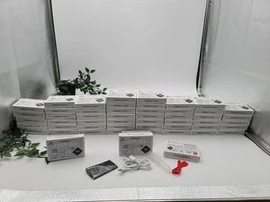 50 NOWYCH Kikkerland Tech Kit 4-częściowy zestaw Lightning Micro USB i C kabel ładujący - Zdjęcie 1 z 5
