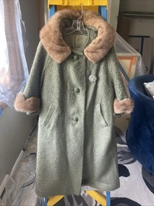 Lady Stanley Vtg 60s Black Wool Union Made Swing Coat with Brown Fur Collar S/M - Picture 1 of 7