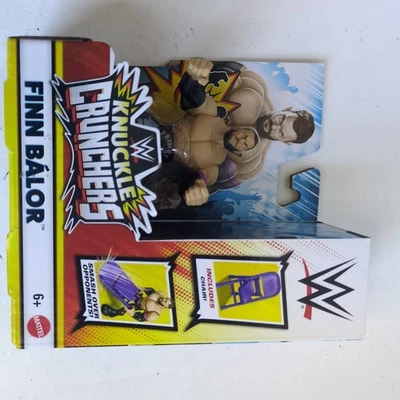 Figura de acción WWE Knuckle Crunchers Finn Balor Mattel sin usar, en caja Foto 1 de 4