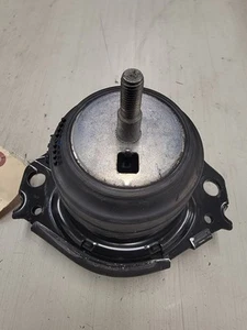 Genuine OEM Mopar Left or Right Engine Mount Isolator for Jeep Dodge 68252518AA - Picture 1 of 5