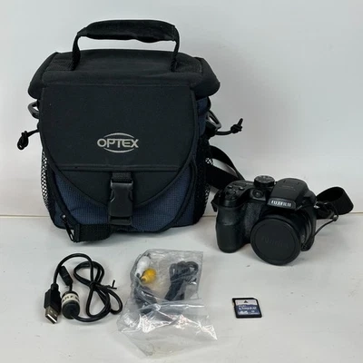 Fujifilm FinePix s1500 Digital Camera - Image 1 of 4