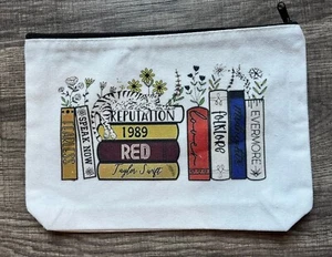 Bolsa de Maquillaje Taylor Swift Bolsa de Lápices Escolares 10 x 7 Swifties 1989 Eras - NUEVA - Imagen 1 de 3