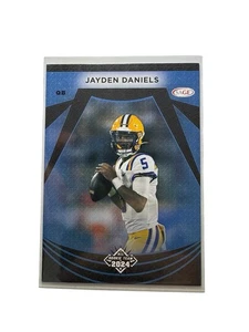 2024 Sage All Rookie Team Black RC Jayden Daniels #122 Rookie Commanders - Bild 1 von 2