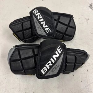 BRINE CLUTCH ELITE Adult LACROSSE Arm Guards pads black Small CEAP17-BK-AS black - Picture 1 of 21