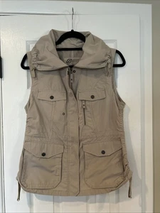 Eddie Bauer Women M Utility Field Safari Vest Brown Lightweight Zip Cargo Hiking - Picture 1 of 17