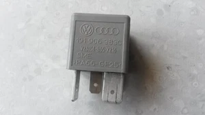 RELAIS  VW AUDI 191906383C - Picture 1 of 3