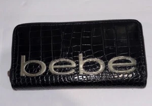 Bebe Big Logo Schwarz Geldbörse Portemonnaie Clutch Kleingeld Münze Strukturleder - Bild 1 von 4