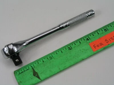 Short Handle 3/8" Drive Ratchet Blackhawk GW9945 - Image 1 of 3