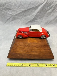 MatchBox  Models of Yesteryear  YY-18.    1937  Cord 812 - Picture 1 of 7