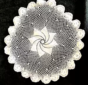 Lot of 2 Doily - Crocheted White/Off-white - Picture 1 of 4