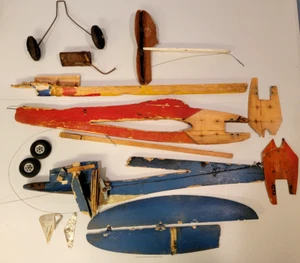 1950s Model Airplane Parts From Parents Estate - Picture 1 of 13