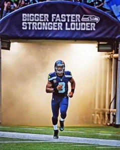 Seattle Seahawks RUSSELL WILSON 8x10 Photo NFL Football Poster Glossy Print - Picture 1 of 1