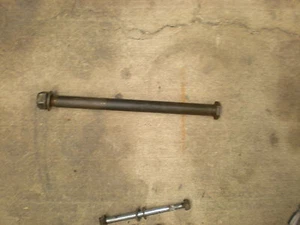 Rayo giratorio brazo oscilante Yamaha XT 350 XT350 1986 - Imagen 1 de 1