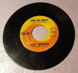 Hank Thompson Drop Me Gently/Thats A Recipe For Heartache 7" Vinyl Record 45rpm - Picture 1 of 2