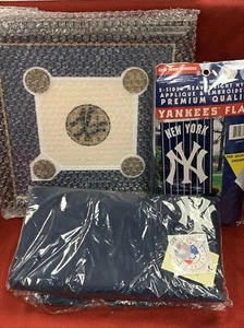 New York Yankees Merch Lot Commemorate Plaque Flag XL Pullover ๐ฅ๐ฅ - Picture 1 of 7