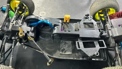 Team Losi Racing XX4  Team Losi Vintage RC  Roller Graphite version - Image 1 of 3