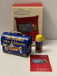 2002 Hallmark QXI5313 THE BEATLES Yellow Submarine Lunchbox Ornament Set MM45 - Bild 1 von 4