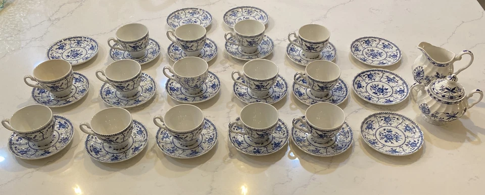 Johnson Bros Indies Blue England Ironstone tazas de té crema azucarero 36 piezas Foto 1 de 4