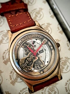 VINTAGE 1990er FOSSIL UHR (Hard Rock Cafe) - Bronze mit braunem Lederarmband - Bild 1 von 3