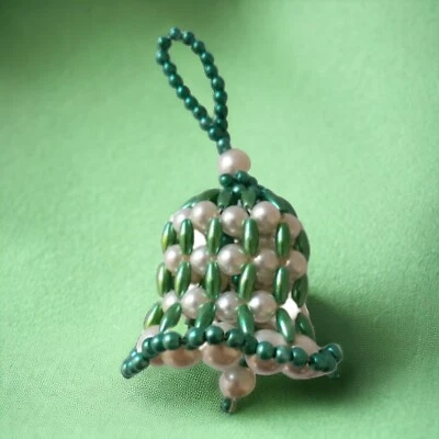 Adorno Campana Cuentas Vintage Verde Blanco St Pattys Día de San Patricio Navidad Foto 1 de 4