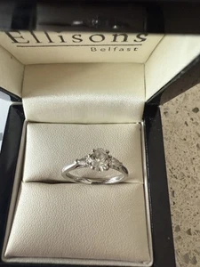 Platinum Diamond Engagement Ring Women - Picture 1 of 6