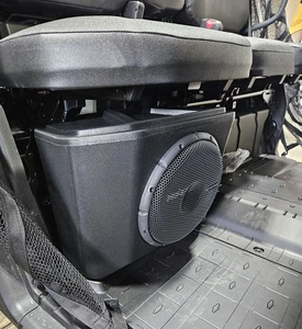 2018 - 2026 Can Am Defender 10" Powered Subwoofer - 350 Watts - 10" Display - Picture 1 of 6