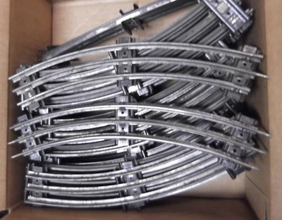 Large Lot of 28+ pieces of Vintage Lionel O Gauge Curve 3-Rail Tubular Track - Image 1 of 2